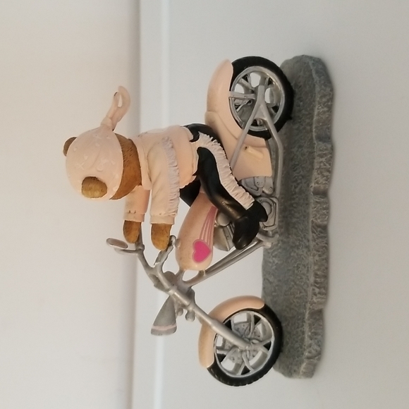 Breast Cancer Awareness Bears on Motorcycles - Picture 10 of 16